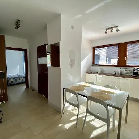 Apartment Bursztynowa 16 *