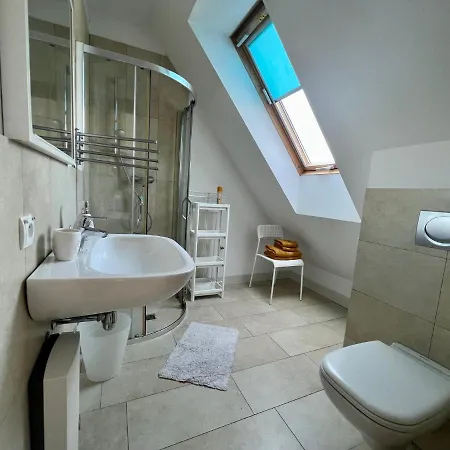 Bursztynowa 16 Apartmán