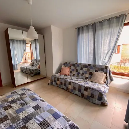 Bursztynowa 16 ヘル