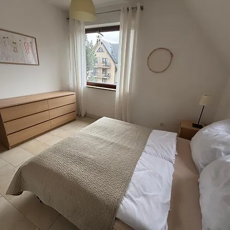 Apartment Bursztynowa 16 *