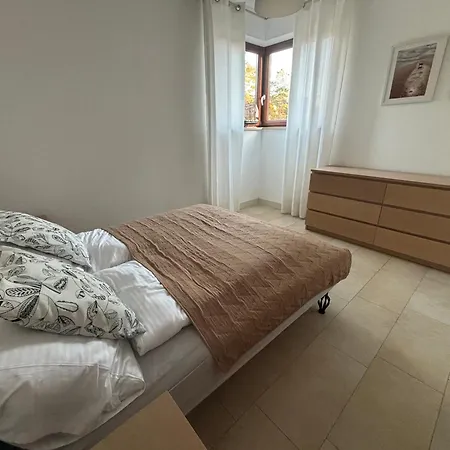 Apartment Bursztynowa 16 *